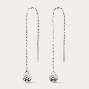 LUV AJ
Shell Coil Threader Earring- Silver NWT great gift 🎁